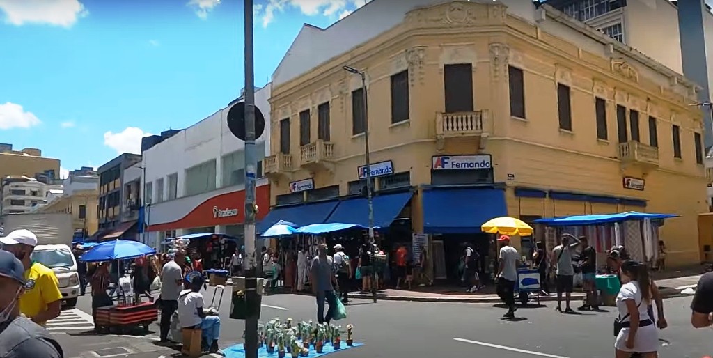 Foto de Avenida 25 de Março em São Paulo